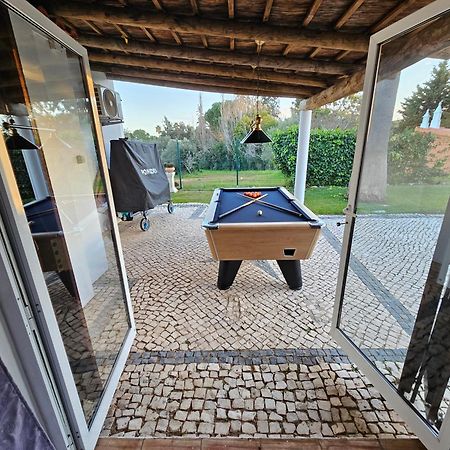 Villa Yvonne,Private Pool,Private Parking 1,7 Km From The Beatch Albufeira Exterior photo