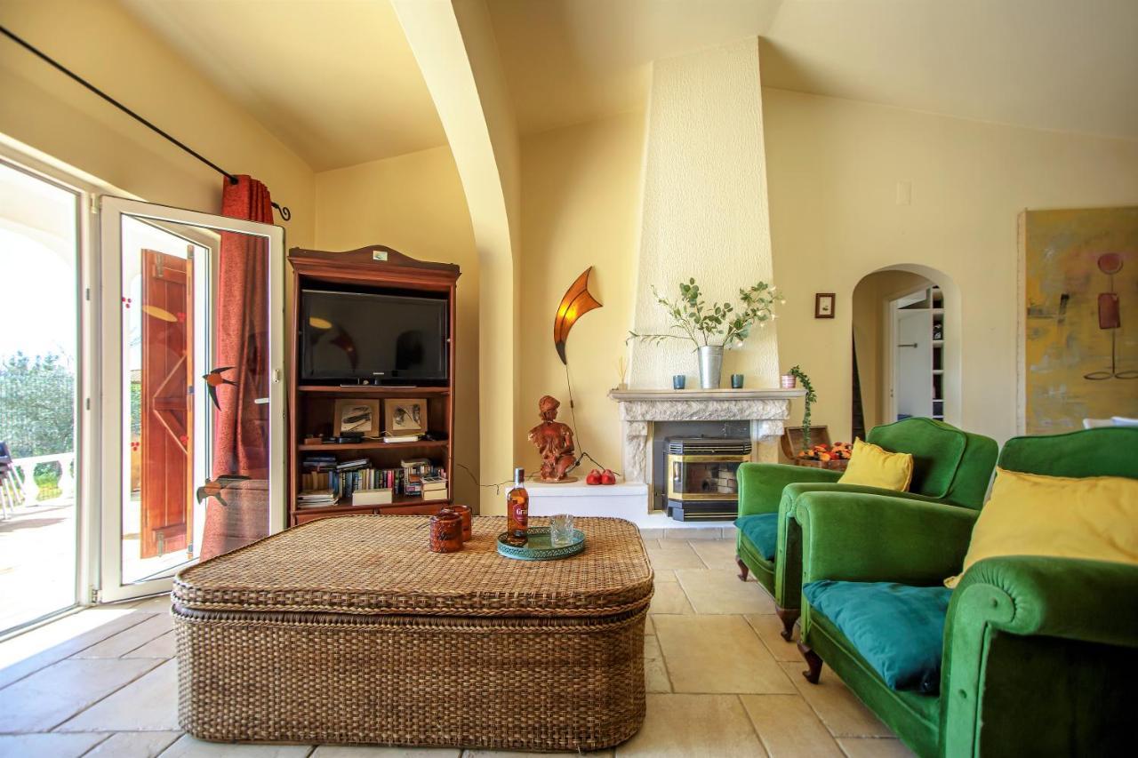 Villa Yvonne,Private Pool,Private Parking 1,7 Km From The Beatch Albufeira Exterior photo